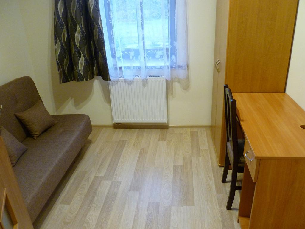 Energy House Appartement Jasło Buitenkant foto